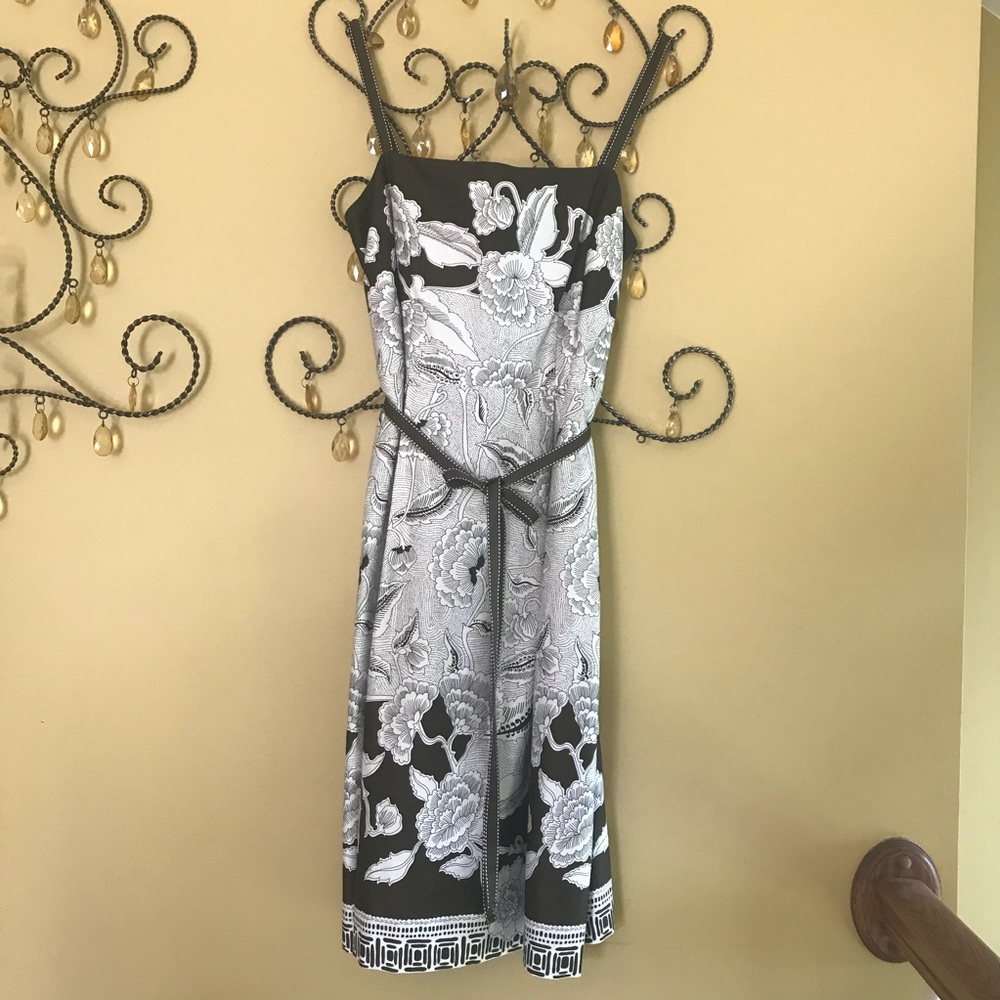 ANN TAYLOR, Size 2, White Brown Floral Sundress